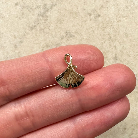 (14mm) 18K Gold Plated Ginkgo Leaf Charms