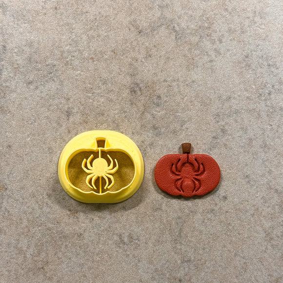 1.25 in Embossed Spider Jack-O-Lantern Clay Cutter