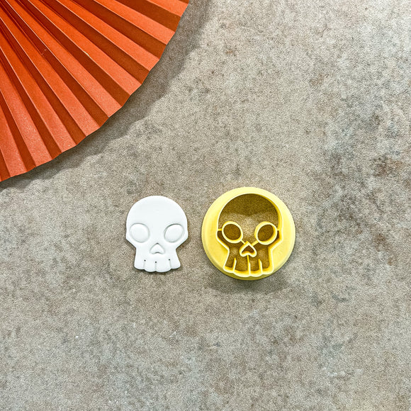 1.25 in Embossed Skull Clay Cutter