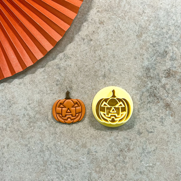 1.25 in Embossed Jack-o-Lantern Clay Cutter