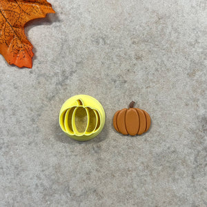 1 in Embossed Pumpkin Clay Cutter