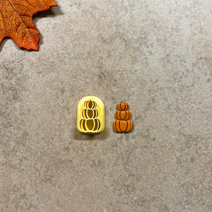 1 in Embossed Stacked Pumpkins Clay Cutter